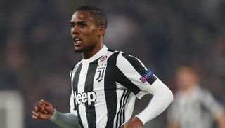 دوجلاس كوستا لاعب يوفنتوس