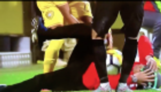 تصريحات غاضبة من مهدي علي بسبب تصرفات لاعب الوصل