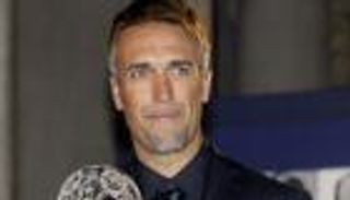 باتيستوتا يرشح روما للتتويج بدوري أبطال أوروبا