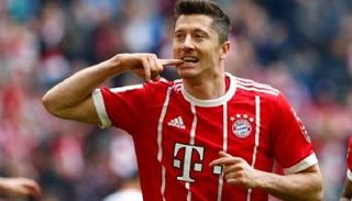 الريال يقترب من ضم ليفاندوفسكي