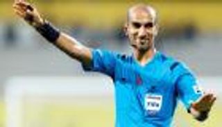 طاقم تحكيم إماراتي لودية الكويت والكاميرون