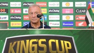 زاكيروني خلال المؤتمر الصحفي