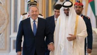 الشيخ محمد بن زايد آل نهيان يستقبل رئيس كازاخستان