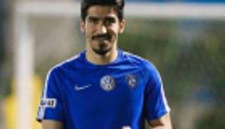 نجم الهلال يخضع لعملية جراحية في البرازيل