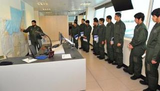 شرطة أبوظبي تطلق مبادرة "طيار المستقبل"