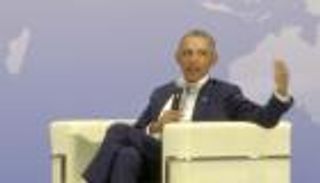 أوباما عن مؤسسته الخيرية: سنقدم للعالم آلاف النماذج من ميشيل وأوباما