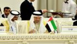 قرقاش: الإمارات ملتزمة بدعم السلام والاستقرار في أفغانستان