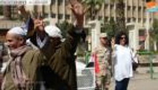 الناخبون يدلون بأصواتهم في ثاني أيام الانتخابات المصرية