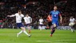 إنجلترا تكتفي بالتعادل مع إيطاليا