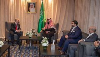 الأمير محمد بن سلمان خلال لقائه رئيس شركة فوتسي