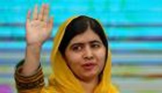 ملالا يوسفزي تعود إلى باكستان لأول مرة بعد محاولة قتلها