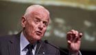 وفاة صاحب أكبر شركة لتعدين الذهب "بيتر مونك"