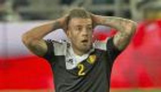 مارتينيز يهدد مدافع بلجيكا قبل كأس العالم