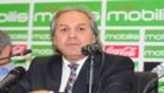 نجم الجزائر يرفض اللعب مجددا تحت قيادة ماجر