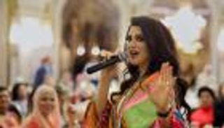 الفنانة الأردنية زين عوض تتوج سفيرة للإبداع