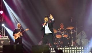 الفنان المصري تامر حسني في جدة