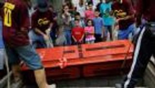 فنزويلا تعتقل 5 من مسؤولي الشرطة بشأن كارثة في أحد السجون