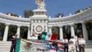 ترامب: المكسيك لا تفعل أي شيء لوقف تدفق الهجرة