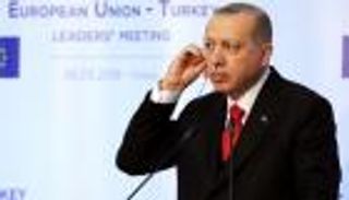 تركيا تفشل في" ترويض" العجز التجاري 