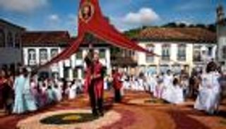 بالصور.. احتفالات عيد الفصح حول العالم