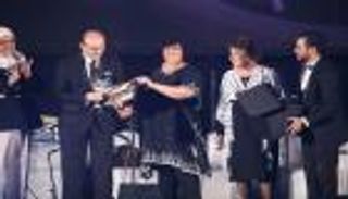 بالصور.. تكريم محمد صبحي في افتتاح شرم الشيخ للمسرح الشبابي