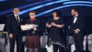 تكريم عهد التميمي في مهرجان شرم الشيخ المسرحي بقرار جزائري