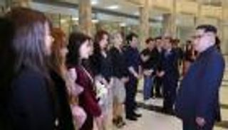 أول زعيم من بيونج يانج يحضر حفلاً لكوريين جنوبيين.. كيف كانت حالة كيم؟