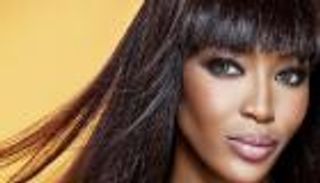 ناعومي كامبل تطالب فوج بإصدار نسخة إفريقية