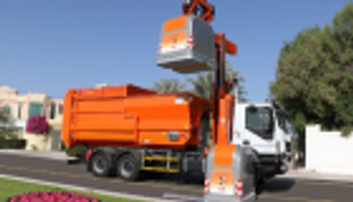 دبي تبدأ تشغيل أحدث نظام لجمع ونقل النفايات