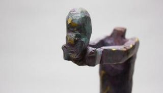 ضم 43 منحوتة 