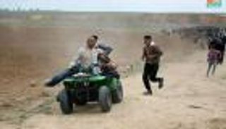 العثامنة.. أسير محرر تحدى رصاص إسرائيل لإنقاذ مصابي يوم الأرض