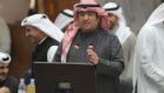 الكويت.. 990 دينارا سقفا لاستقدام العمالة المنزلية 