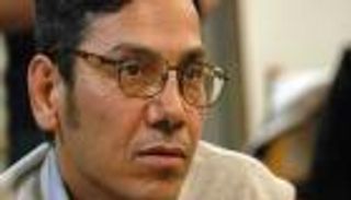 عبدالفتاح سلطاني..7 سنوات معاناة بسجون إيران