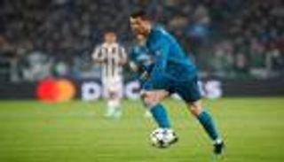 مدير ريال مدريد السابق يكشف عن سر التعاقد مع رونالدو