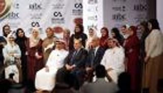 أشرف عبدالباقي: مسرح السعودية يقدم عروضا مختلطة بممثلات محجبات