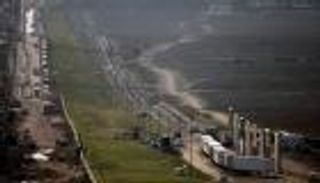 الجيش الأمريكي ينتشر على حدود المكسيك لوقف الهجرة