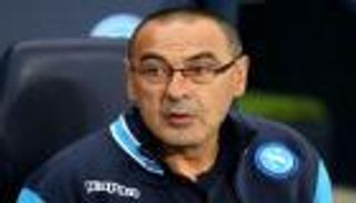 4 أسباب لانكسار علاقة ساري مع نابولي