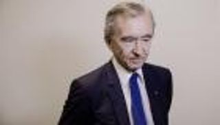 أغنى رجل في أوروبا.. يملك 70 علامة تجارية