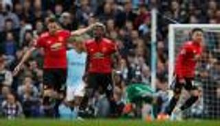 يونايتد يؤجل تتويج السيتي بفوز مثير 