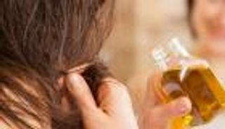 4 طرق لحماية الشعر من أضرار الغسيل المتكرر