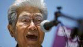 وفاة أول سيناتور أمريكي من السكان الأصليين في هاواي