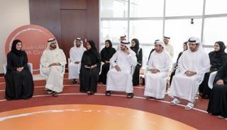 من الحلقات النقاشية لمجلس الإمارات للشباب