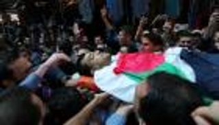 مسيرة العودة الكبرى.. غزة تودع شهداء "جمعة الكاوشوك"