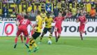 دورتموند يحقق فوزا كبيرا على شتوتجارت بالبوندسليجا
