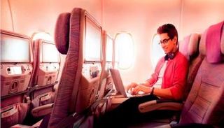 خدمة الواي فاي في الدرجة السياحية لطيران الإمارات Emirates
