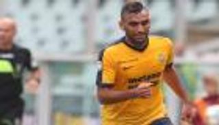 نجم الجزائر يحقق رقما سلبيا في إيطاليا