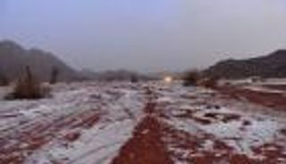 بالصور.. السعودية تواجه نشاطا للرياح المثيرة للأتربة