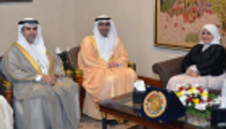 الإمارات والكويت تبحثان التعاون الثنائي في مجالات العمل