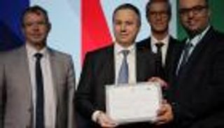 أربع شركات فرنسية تحصل على رخص للاستثمار بالسعودية