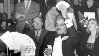 عمر الشريف كان بين أفضل 50 لاعبا في لعبة "بريدج" حول العالم